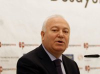 Moratinos ve "prematuras" las críticas en la prensa europea a la presidencia española