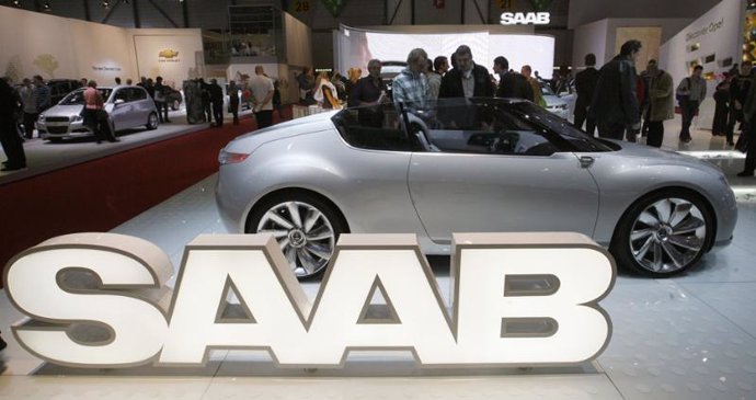 Recurso de coche y logo Saab