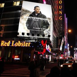 Obama en el anuncio de 'Weatherproof Garment'