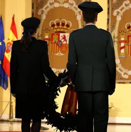 Homenaje a Guardias Civiles y policías muertos en 2009