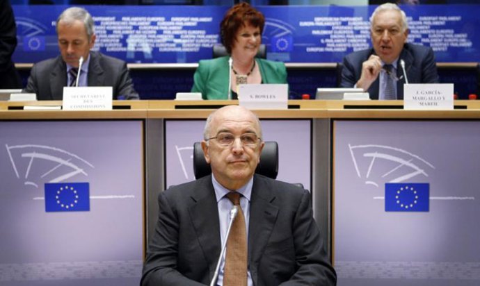 El comisario europeo de Competencia, Joaquín Almunia, en el examen ante la Euroc