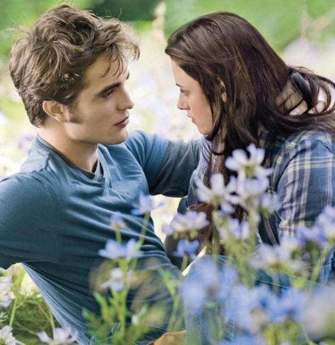 Robert Pattinson y Kristen Stewart en Eclipse