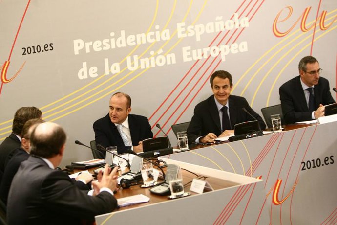 presidente del Gobierno, José Luis Rodríguez Zapatero y el ministro de Industria