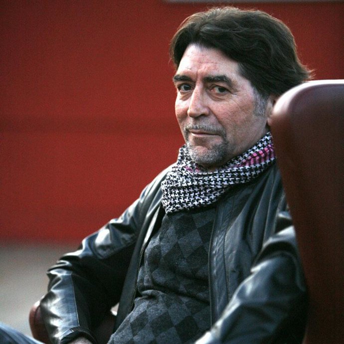 Joaquín Sabina se perpetúa en el trono