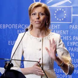 Rumania Jeleva, candidata a Ayuda Humanitaria en la UE