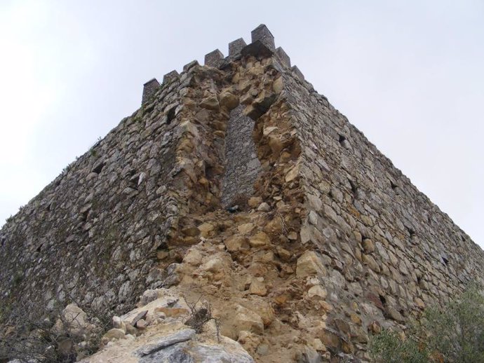 Muralla de Castellar tras el derrumbe