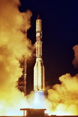 Lanzamiento satélite Amazonas Hispasat