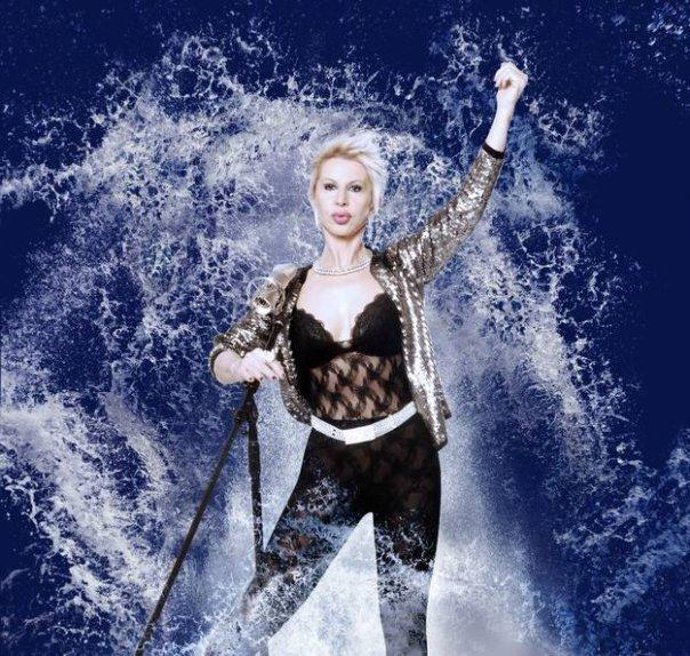 Karmele Marchante Popstar Queen