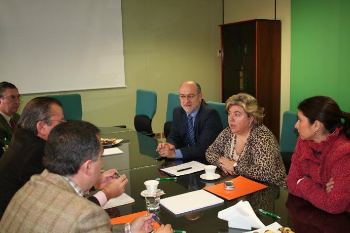 Reunión de la consejera con los citricultores