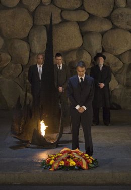 Zapatero recuerda a las víctimas del Holocausto