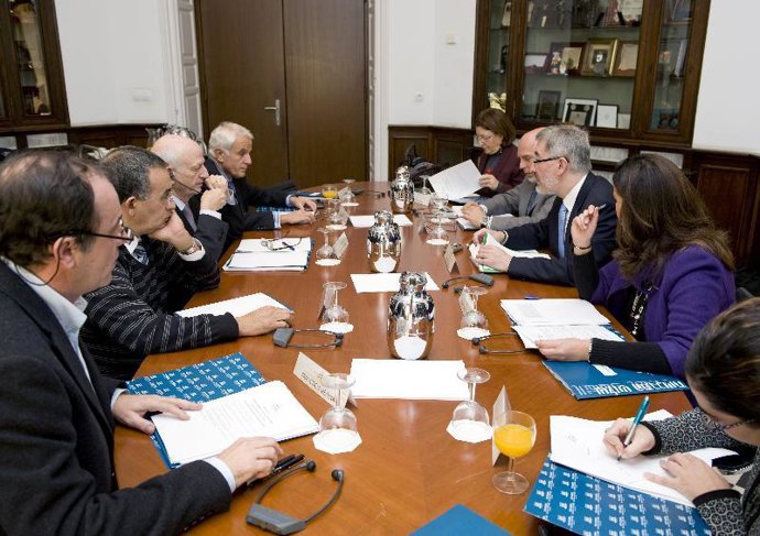 Reunión en la Fundación Tres Culturas