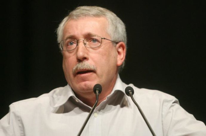 Fernández Toxo en un atril