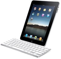 Primeros accesorios para iPad: desde teclado a lector SD