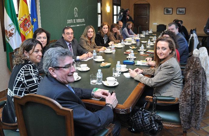 Pizarro, reunido con los delegados provinciales de la Junta en Córdoba