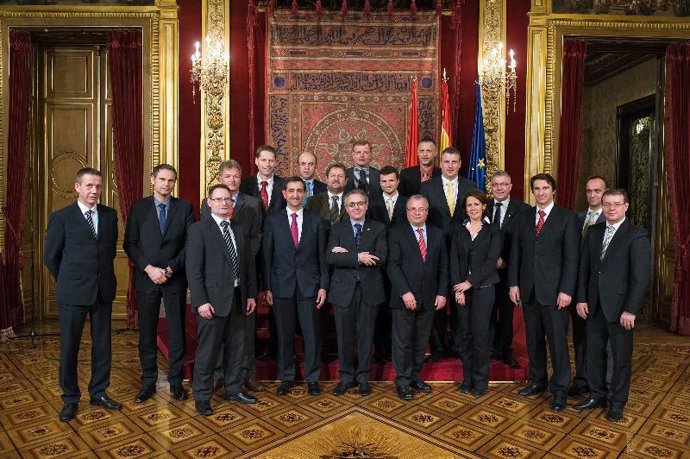 Sanz recibe a los directores de fábrica de Volkswagen