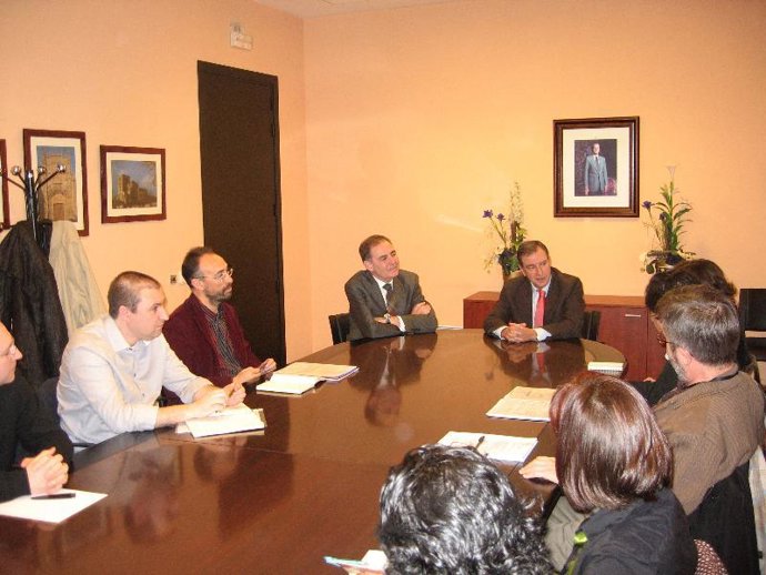 El Consejero De Educación, Juan José Mateos, Preside La Reunión Del Grupo De Exp