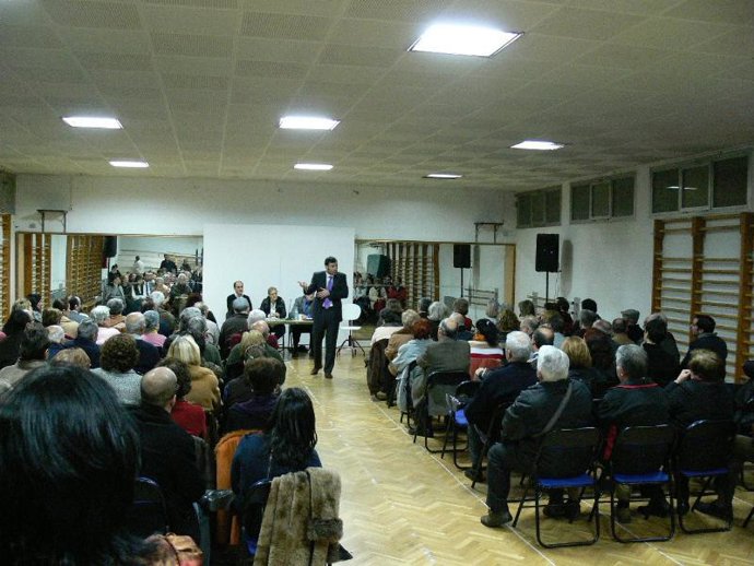 Tomás Gómez durante un coloquio