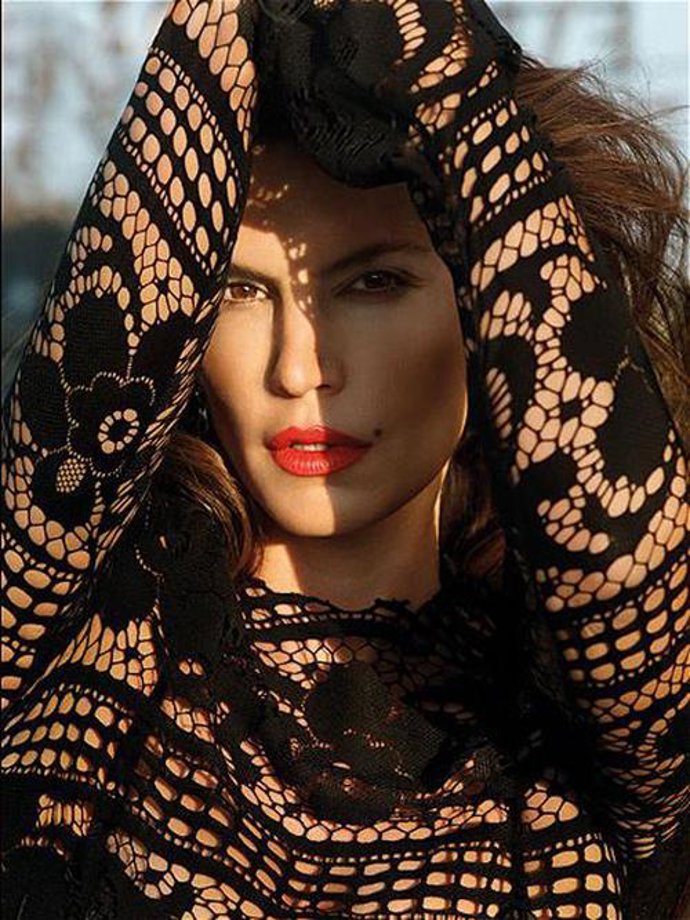 Cindy Crawforda Para Harper's Bazaar