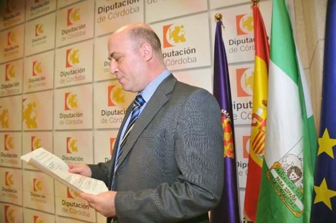 Antonio Ruiz antes de la rueda de prensa