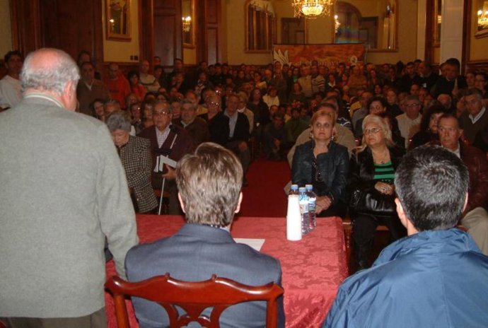 Un instante de la reunión.