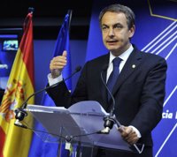 Zapatero pide "tranquilidad" y "confianza" sobre la situación de los cooperantes españoles