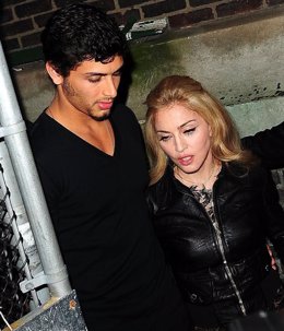 Madonna y su novio Jesús Luz