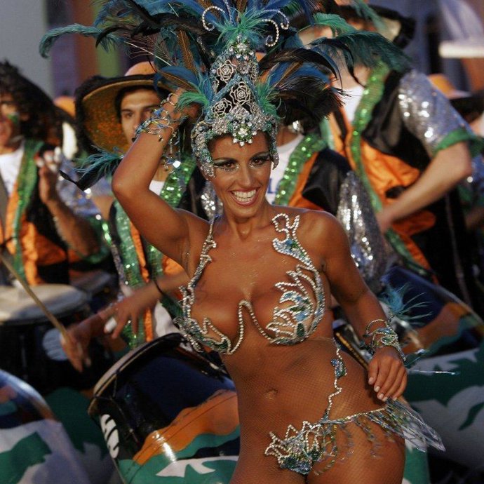 La 2 emite el gran desfile del Carnaval de Tenerife 