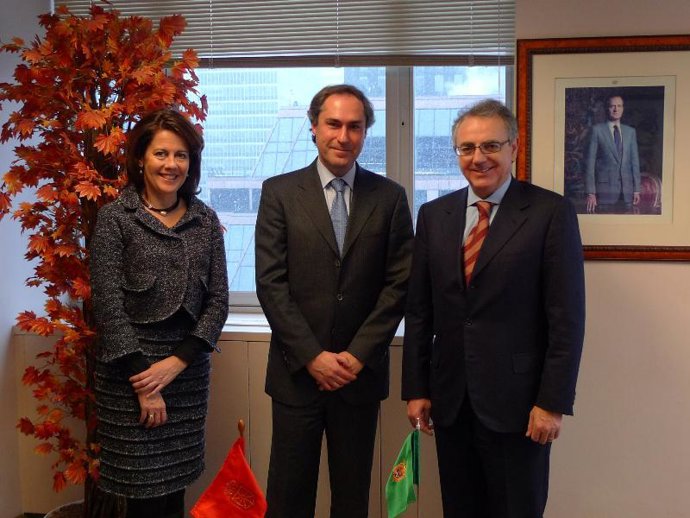 Yolanda Barcina, el director de la Oficina Española de Turismo en Nueva York, y 