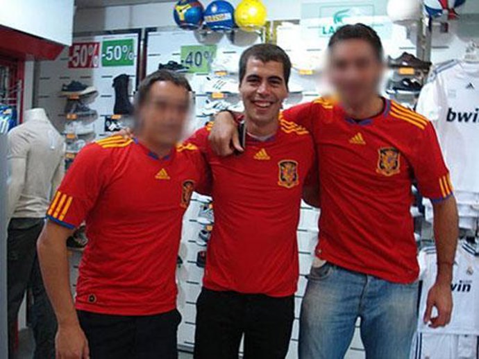 El etarra Rosales aparece en Facebook con la camiseta de España