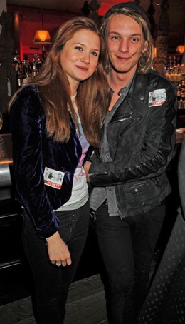 Bonnie Wright y Jamie Campbell, actores de Harry Potter