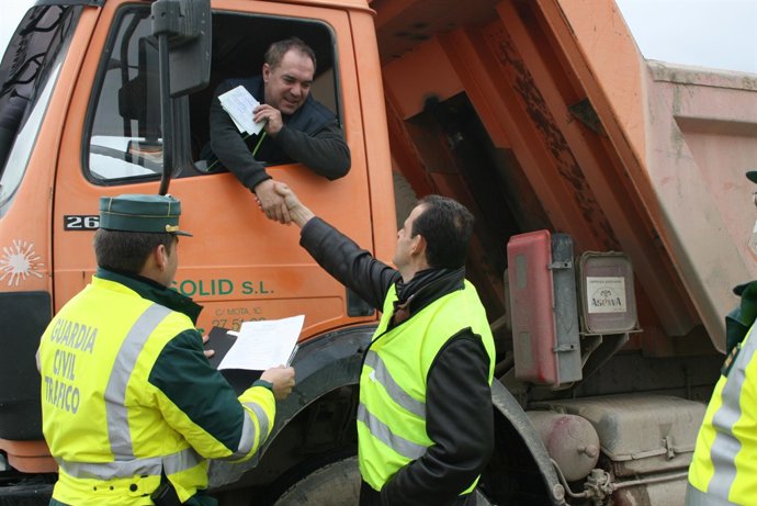 El Subdelegado Del Gobierno En Valladolid, Cecilio Vadillo, Asiste A Una Inspecc