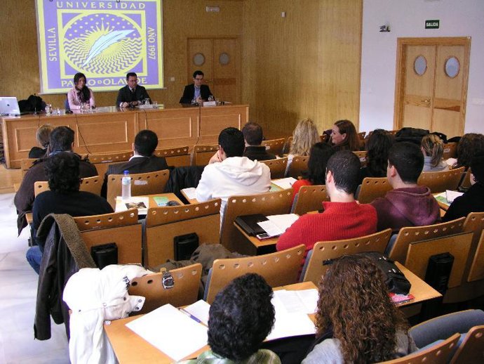 Conferencias 'Las salidas profesionales de los licenciados en Ciencias Políticas