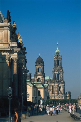 Casco Viejo Con La Catedral Al Fondo