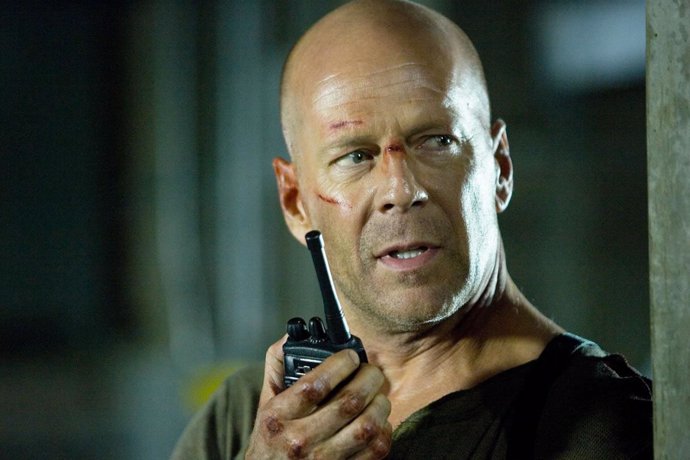 Bruce Willis En La Jungla De Cristal 4