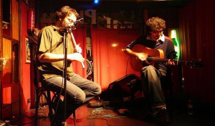 El Grupo Leonés 'Tr3s' Actuará El Sábado