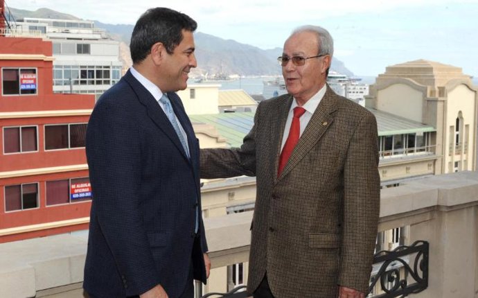 García y González.