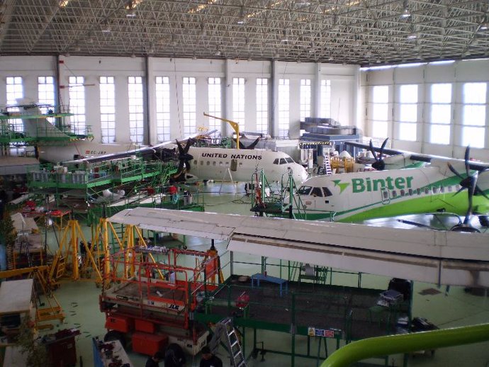 Hangar de asistencia técnica de BinterTechnic en Canarias