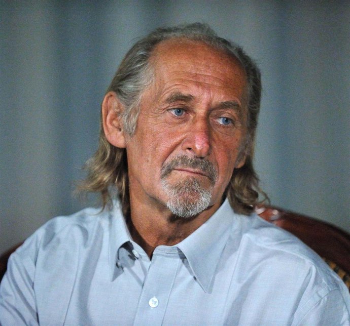 Camatte Ofrece Una Rueda De Prensa Junto Al Presidente Sarcozy En El Palacio Pre