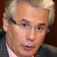 Garzón pide al CGPJ que no le suspenda y que 3 vocales se abstengan en la decisión