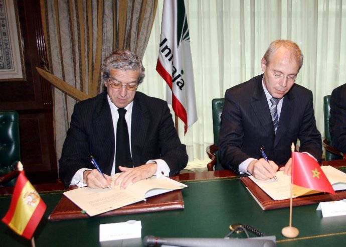Firma de la alianza entre Unicaja y Société Générale Maroc