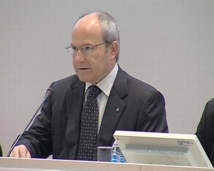 Montilla no habla de las fotos de Aguirre