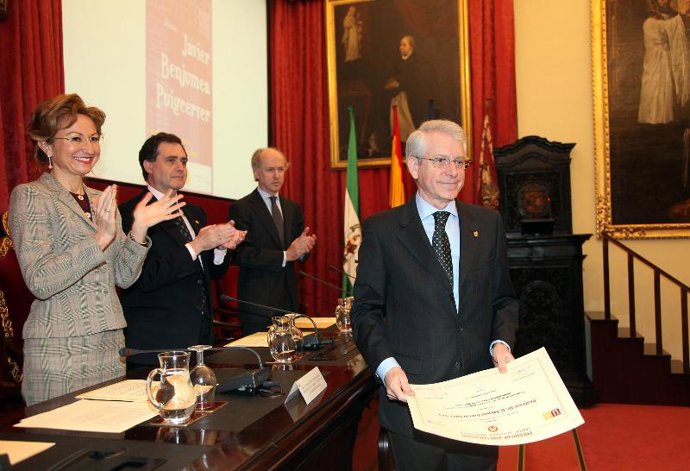 Profesor Miguel García Guerrero, Premio a la Investigación 'Javier Benjumea Puig