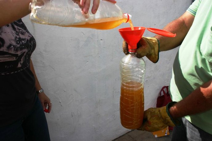 El Ayuntamiento de Puerto del Rosario fomenta el reciclaje del aceite de uso dom