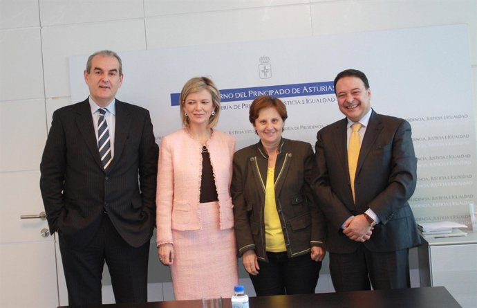 Asistentes A La Reunión.