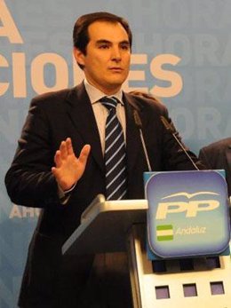 José Antonio Nieto, Durante Un Acto De Partido
