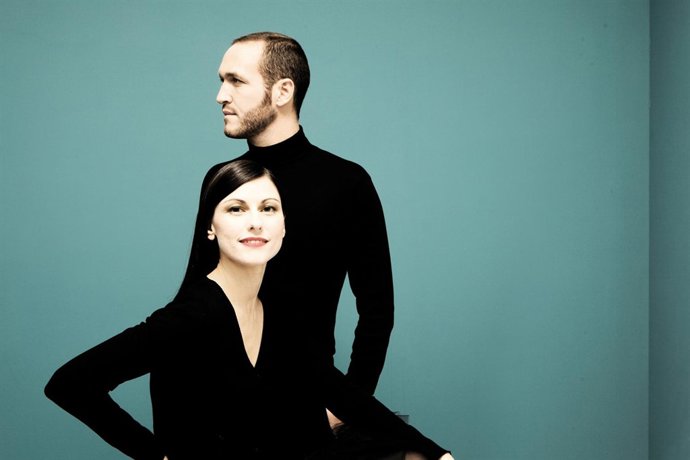 El Grupo Delafé Y Las Flores Azules