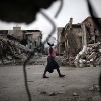 Reúnen con sus familias a 32 de los niños que trataron de sacar del país