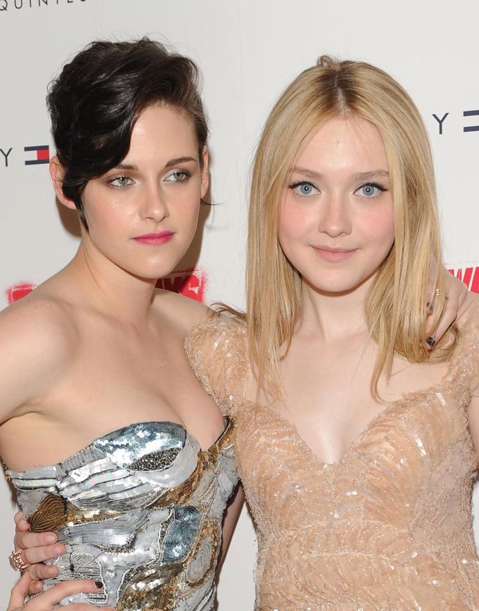 Kristen Stewart Y Dakota Fanning