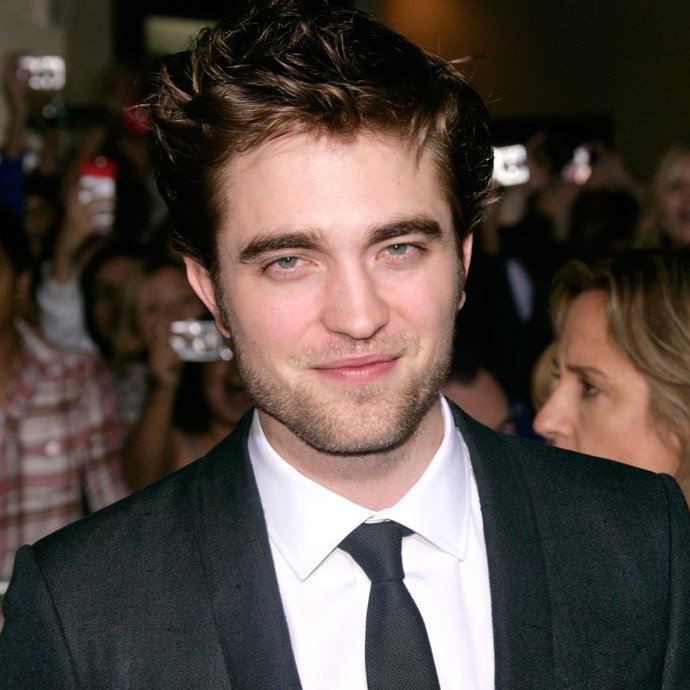 Robert Pattinson quiere ser James Bond