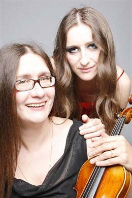 Elena Y Victoria Mikhailova